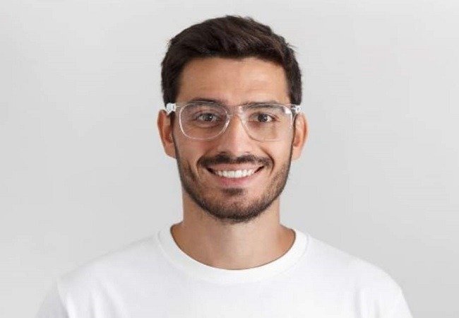 Arif Patel Provides Startup Help Without Cost